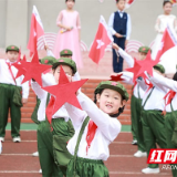 银海学校：燃少年热血 展飒爽英姿