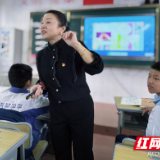 芦淞区龙泉小学：党员示范展风采 “清泉”课堂放光芒