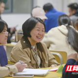 株洲市天元小学开展小组合作式家长会