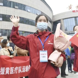 摘下口罩后的你，真美！