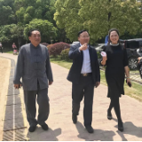 湖南株洲：商粮局长组团直播 带火“疫”后消费市场