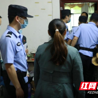 茶陵法院：拒不履行生效判决 强制腾房显权威