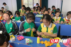 白关中心小学：传承手工艺术  舞动指尖智慧