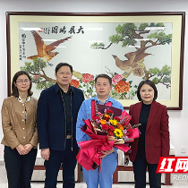 株洲市总工会慰问“大国工匠年度人物”提名人选柳祥国