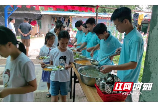 关爱伴你成长 株洲市留守儿童夏令营结营