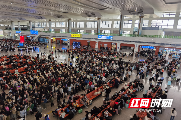 “五一”假期 株洲火车站发送旅客45.2万人
