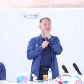 曹慧泉与株洲队球员共话“湘超”：一支队一座城一条心