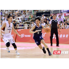 株洲“厂BA”八强争霸赛激战正酣