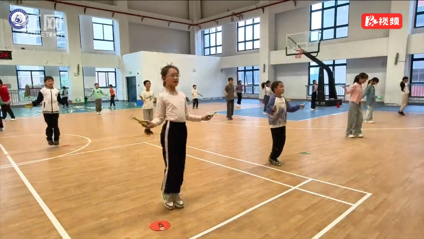 天元区白鹤菱溪小学第二届“小菱角杯”跳绳比赛圆满举行
