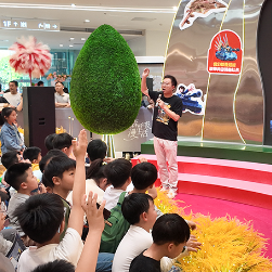 勇敢自律伴成长 株洲读书月为青少年播撒阅读种子