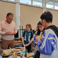 办好家门口的学校：株洲市九方中学的“硬核”升级与“柔软”守护