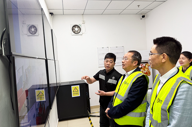 株洲市政协主席聂方红“五一”前夕率队慰问一线职工