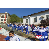 五里墩中学开展消防安全逃生演练活动