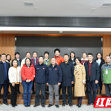 杨胜跃到市血站调研无偿献血工作