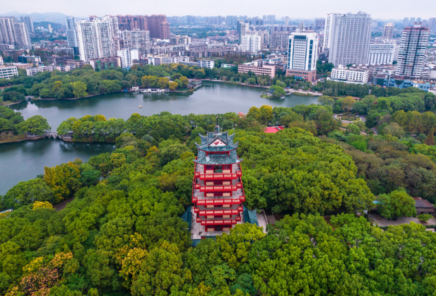 截至9月 株洲共挂牌出让土地42宗 成交总价50.64亿元