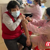 荷塘区：为老人暖心服务 获居民真心感谢
