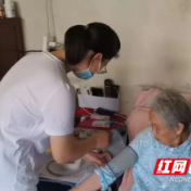 健康石峰行动丨关爱到家 入户免费体检
