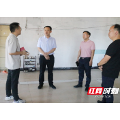 方靖带队督导自建房安全专项整治和创文工作