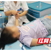 用中医理疗  “手”护孩子健康