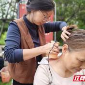 株洲市扶阳企业联合支部开展重阳节公益助老活动