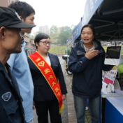 株洲电信“爱心翼站”科技适老温暖“一家老小”