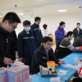 株洲市企业职工踊跃无偿献血传递大爱