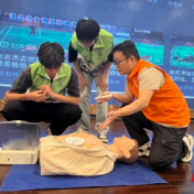 株洲市三医院现场救护培训走进湖南汽车工程职业大学