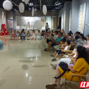 株洲市文化馆“我们有画说”儿童故事会火热开展