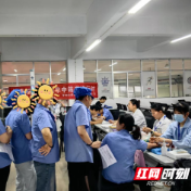 石峰区学林街道社区卫生服务中心健康直通车进企业