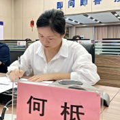 道路修缮工程逾期怎么办？天元区区长何柢接听12345热线