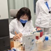 湖南省区角膜与眼表学组专家到株洲爱尔眼科医院坐诊