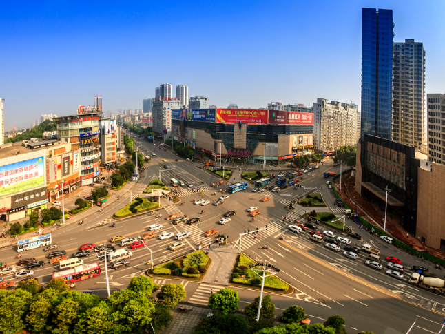 荷塘区：双向发力拓新局，开放赋能促发展