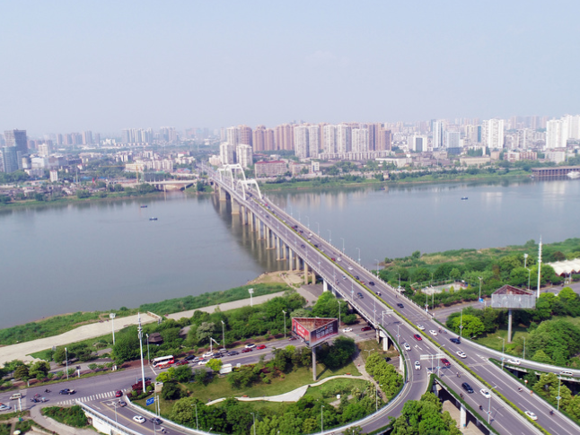 株洲市石峰区：小小门禁里的巡察温度