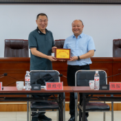 湖南汽车工程职业大学学生素质教育校外基地落户醴陵五里牌社区