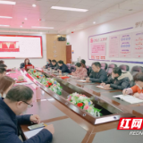 市八中党委理论学习中心组（扩大） 学习开展党的十九届六中全会精神宣讲