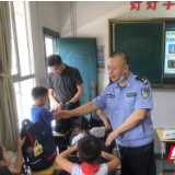 谭家塅小学：排查管制刀具 构建安全校园