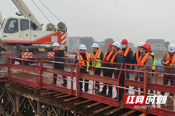 湖南高速集团对醴娄四标湘江特大桥开展复工复产安全专项检查