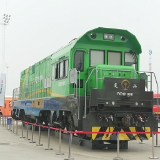 组图丨精彩亮点在这里,2025中国国际轨博会上演科技“炫技”