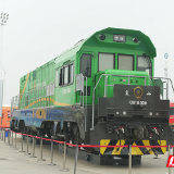 视频丨满满的硬核实力 新型轨道交通装备产品亮相