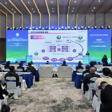 2025交通与能源融合论坛举行 重磅技术“中车斫轮·灵构”大模型同步发布