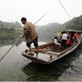 专栏丨成新平：摆渡工