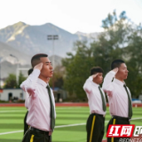 榜样力量丨单震龙：永续生命中那一抹“迷彩绿”