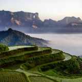 行吟诗刊丨刘海豹：山和水，各有各的慈悲