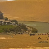 行吟诗刊丨艾川:月牙泉边,他捧水洗面 洗去沧桑 洗去尘埃