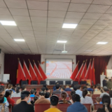 湖南各地农家书屋组织党员群众集中收看党的二十大开幕会