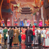 由《这十年·追光之夜》看中国新时代征程的伟大变迁
