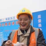 中南国家数字出版基地马栏山园区项目建设者们工地温暖过元宵