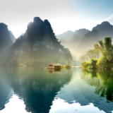 诗词丨胡书敏：似有春风描翠黛，六朝烟水在横波