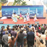 建曲艺公园 送文化大餐