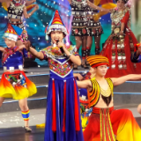 “欢乐潇湘这十年”群众文艺晚会举行 百姓舞台“烹”出文化大餐